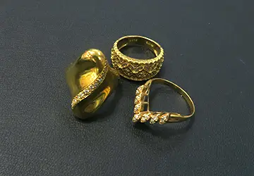 18金リング等を金買取致しました