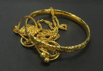 地金買取いたしました。今週も金買取価格は高い状態です