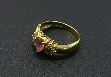 18金石付リングを金買取致しました