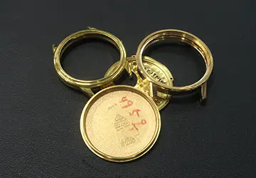 18金の時計部品を金買取致しました